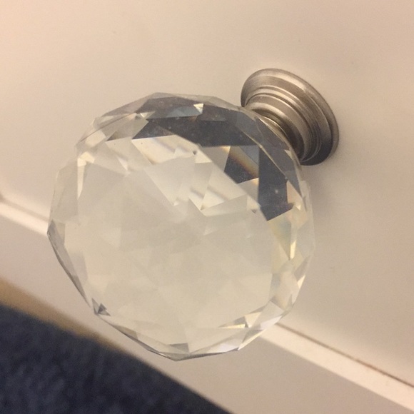 New Crystal Cabinet Drawer Knobs - Picture 11 of 12